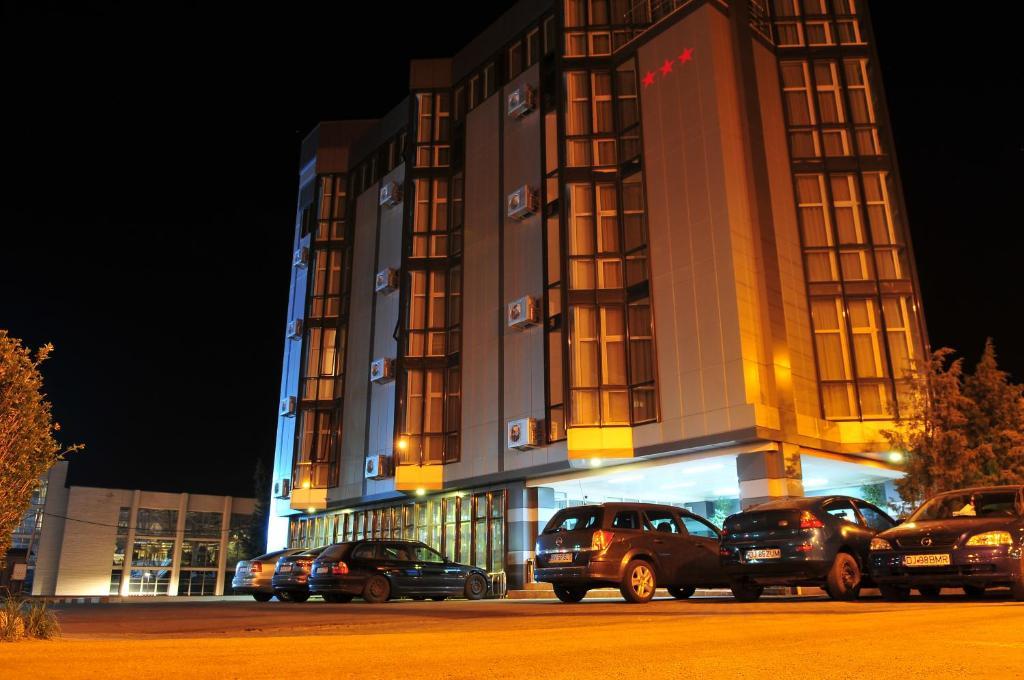 Hotel Emma Est Craiova Eksteriør bilde